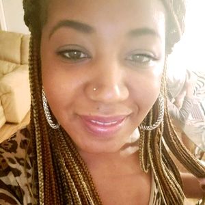 Meet your Posher, Shannon